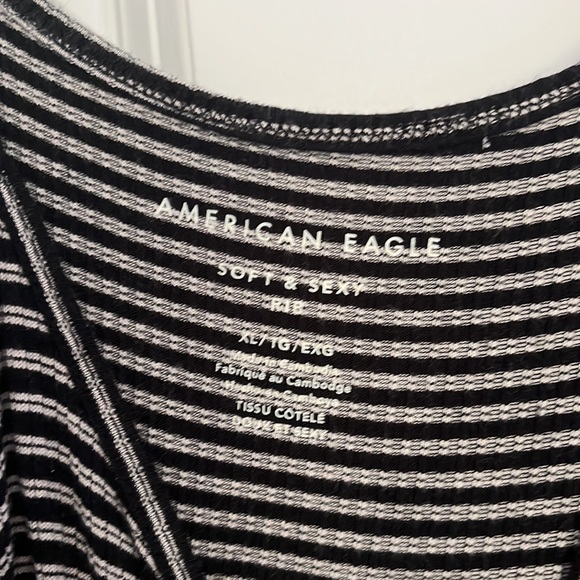 American Eagle Blouse - Picture 2 of 2